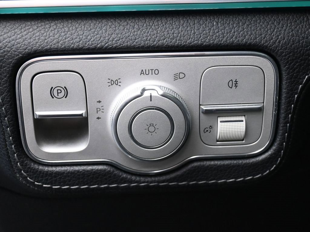 Used 2021 Mercedes-Benz GLE 450 4MATIC image 18