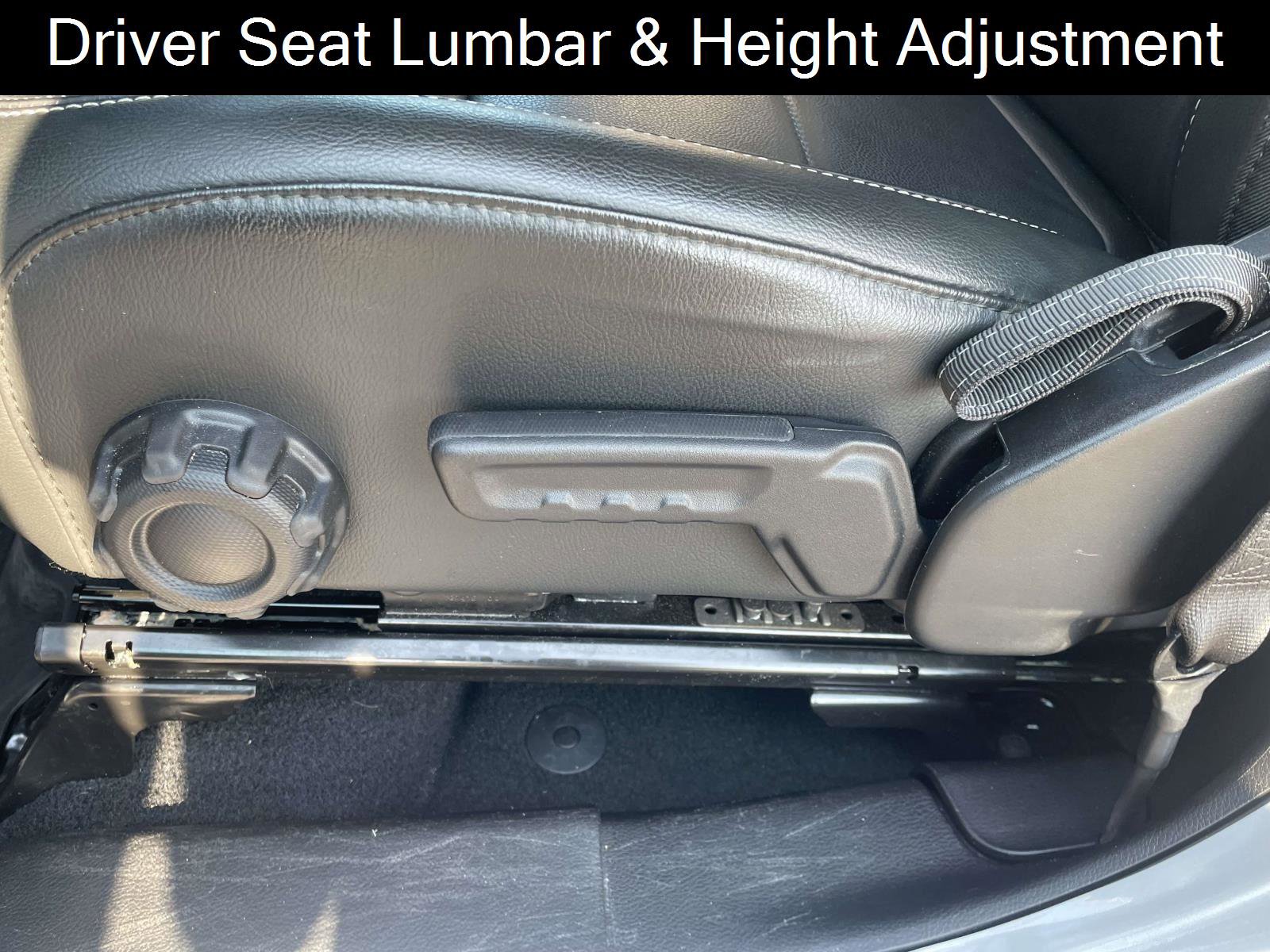 Used 2022 Jeep Wrangler Unlimited Sahara image 16