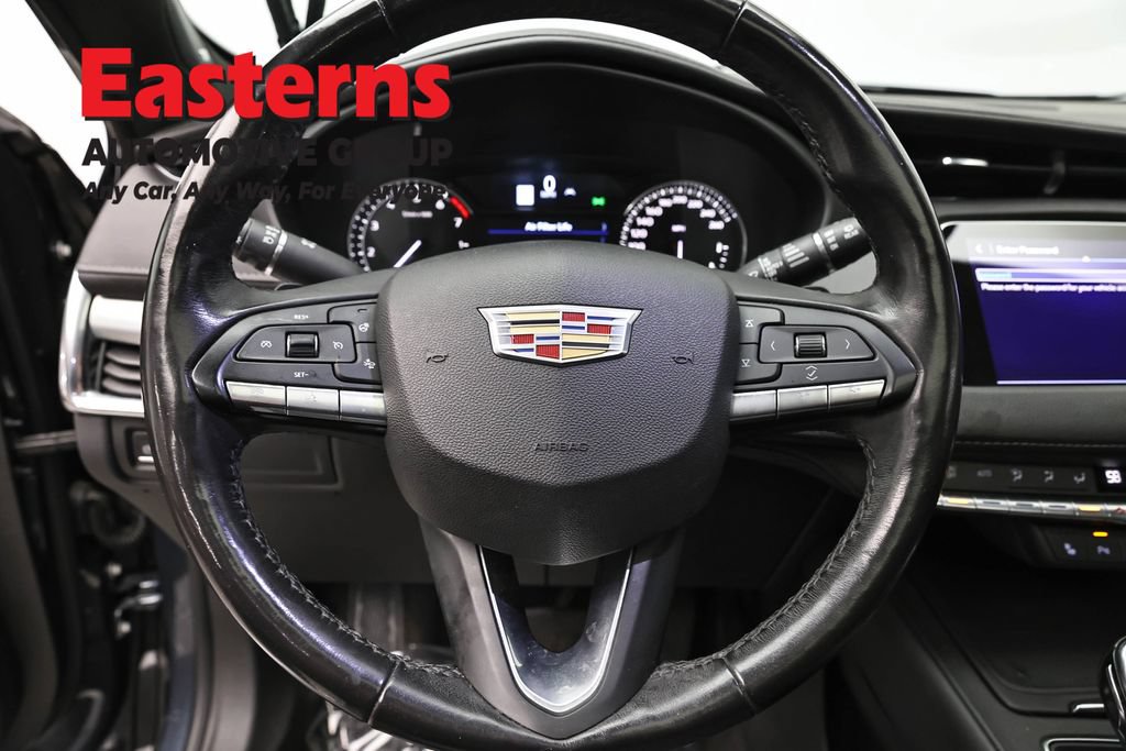 Used 2020 Cadillac XT4 Premium Luxury w/ Sun And Sound Package AWD/4WD image 10