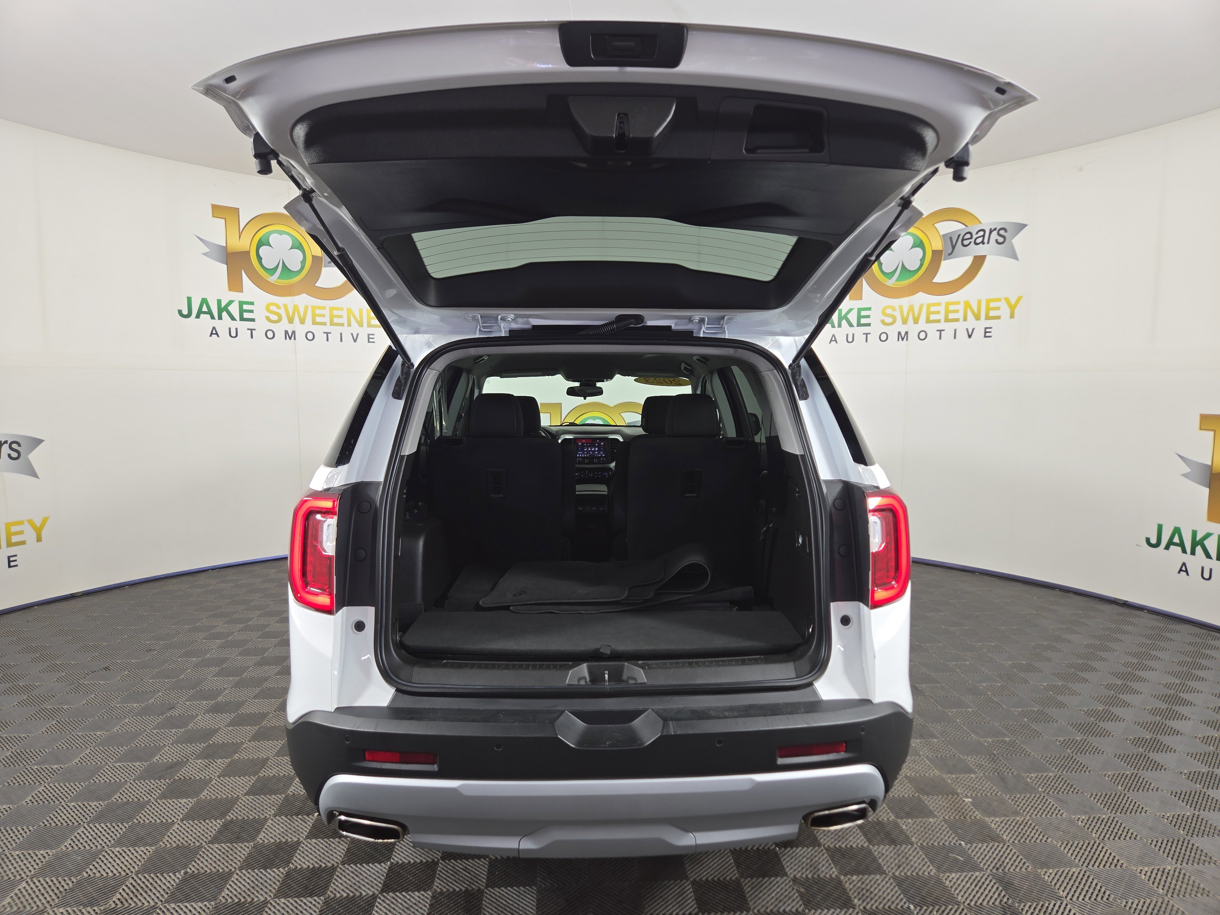 Certified 2023 GMC Acadia SLE image 34