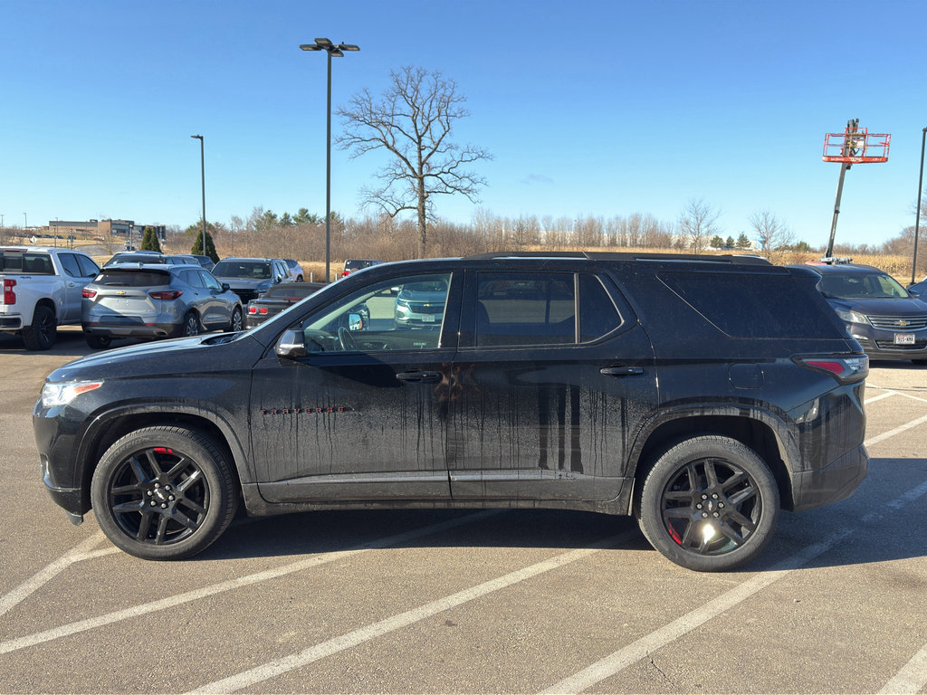 Used 2021 Chevrolet Traverse Premier w/ Redline Edition image 2