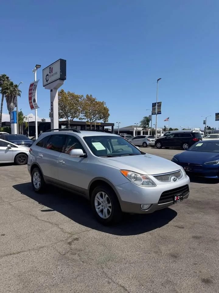 Used 2011 Hyundai Veracruz GLS FWD image 3