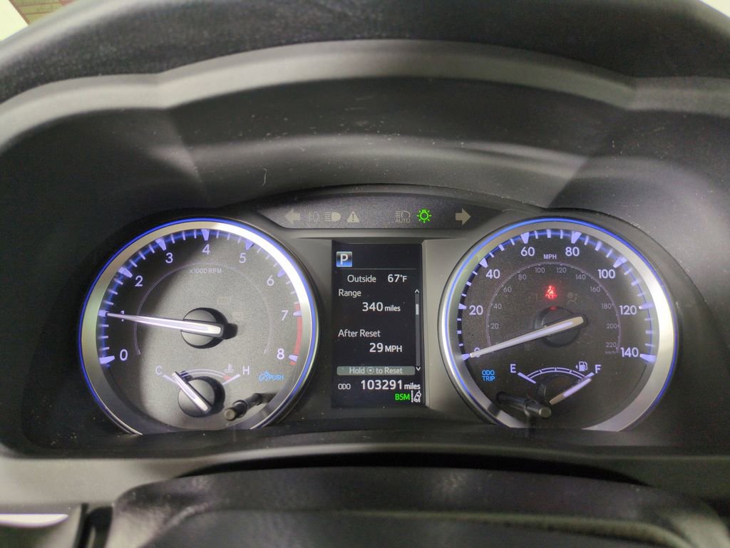 Used 2019 Toyota Highlander Limited AWD/4WD image 18
