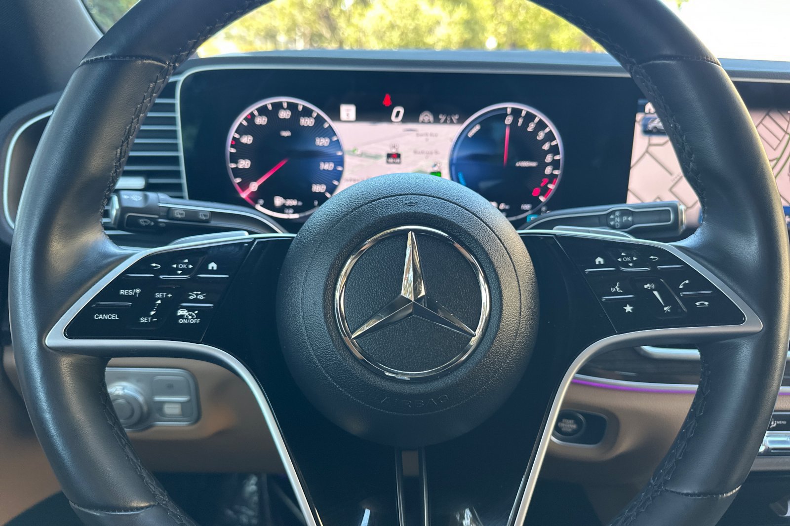 Used 2025 Mercedes-Benz GLE 450e 4MATIC image 34