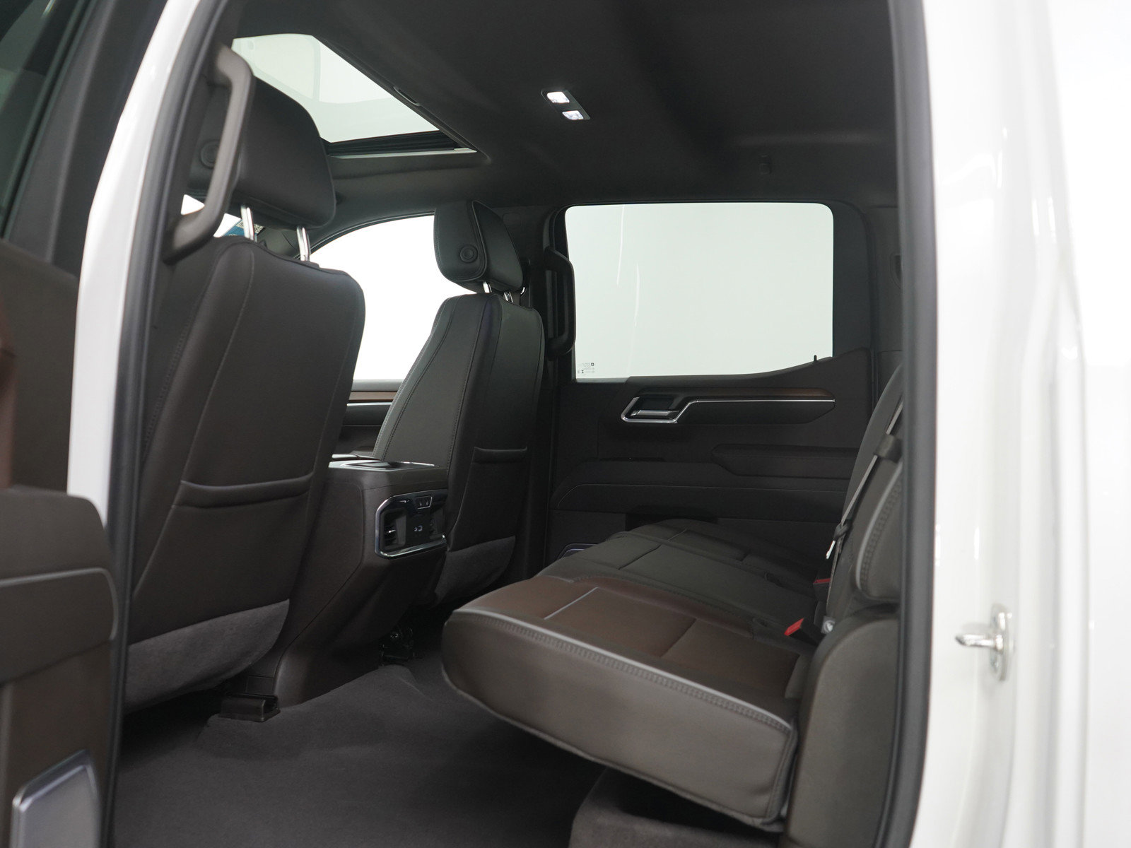 Used 2025 GMC Sierra 1500 Denali w/ Denali Reserve Package image 18