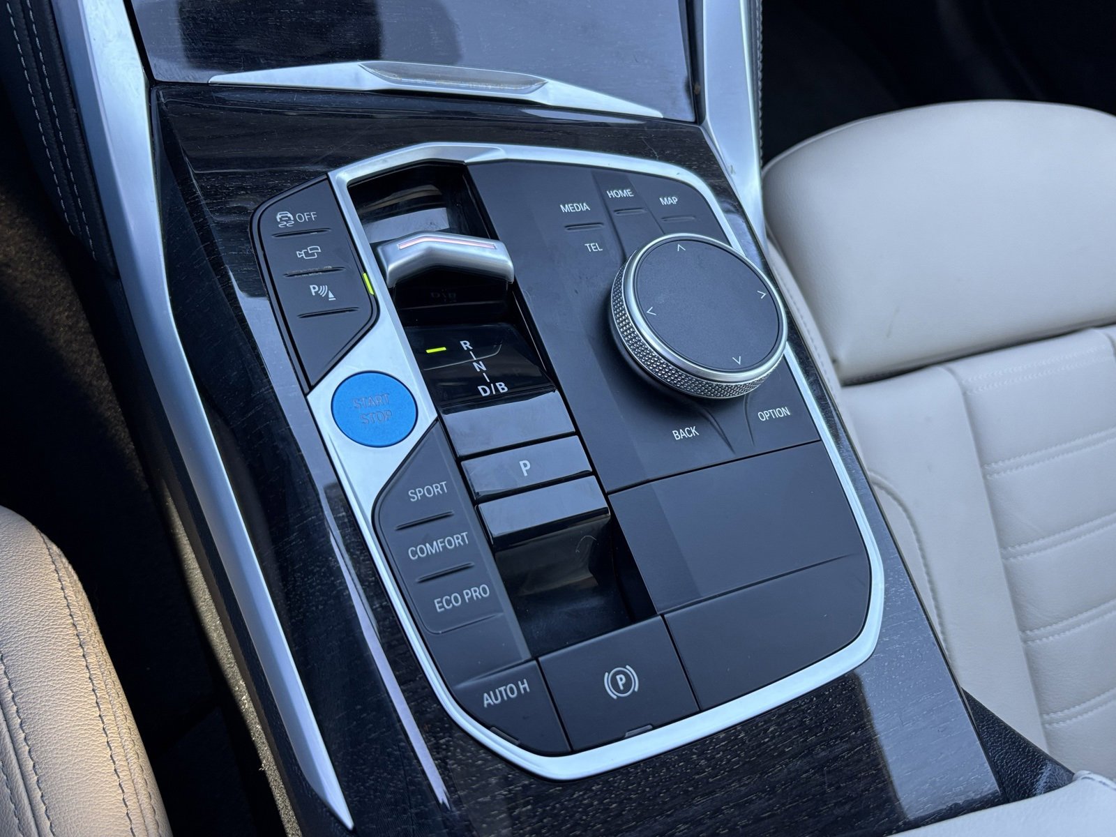 Used 2024 BMW i4 M50 image 25