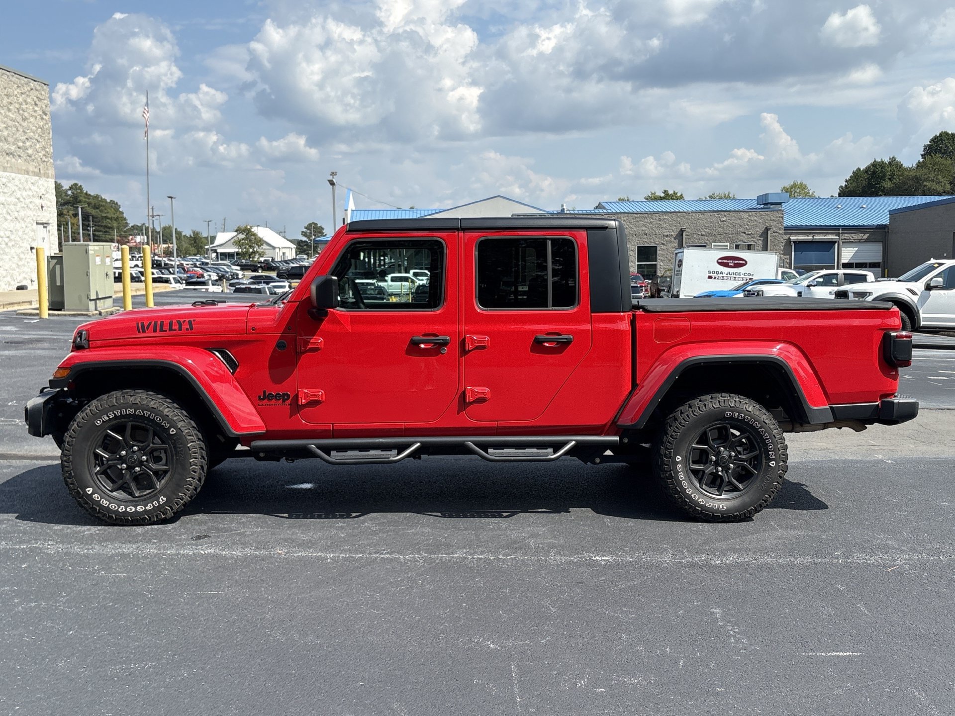 Used 2024 Jeep Gladiator Sport AWD/4WD image 18