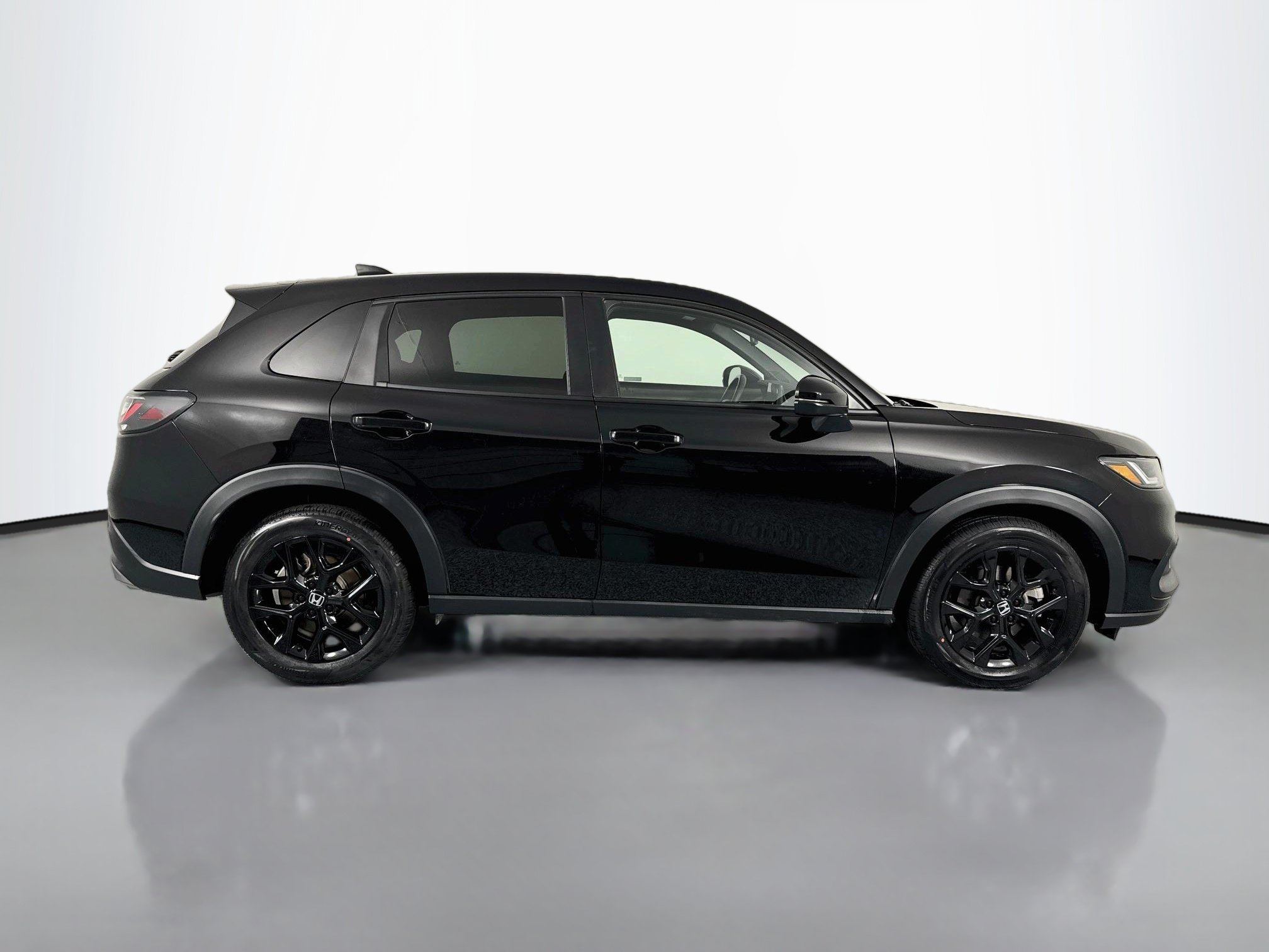 Certified 2024 Honda HR-V Sport image 4