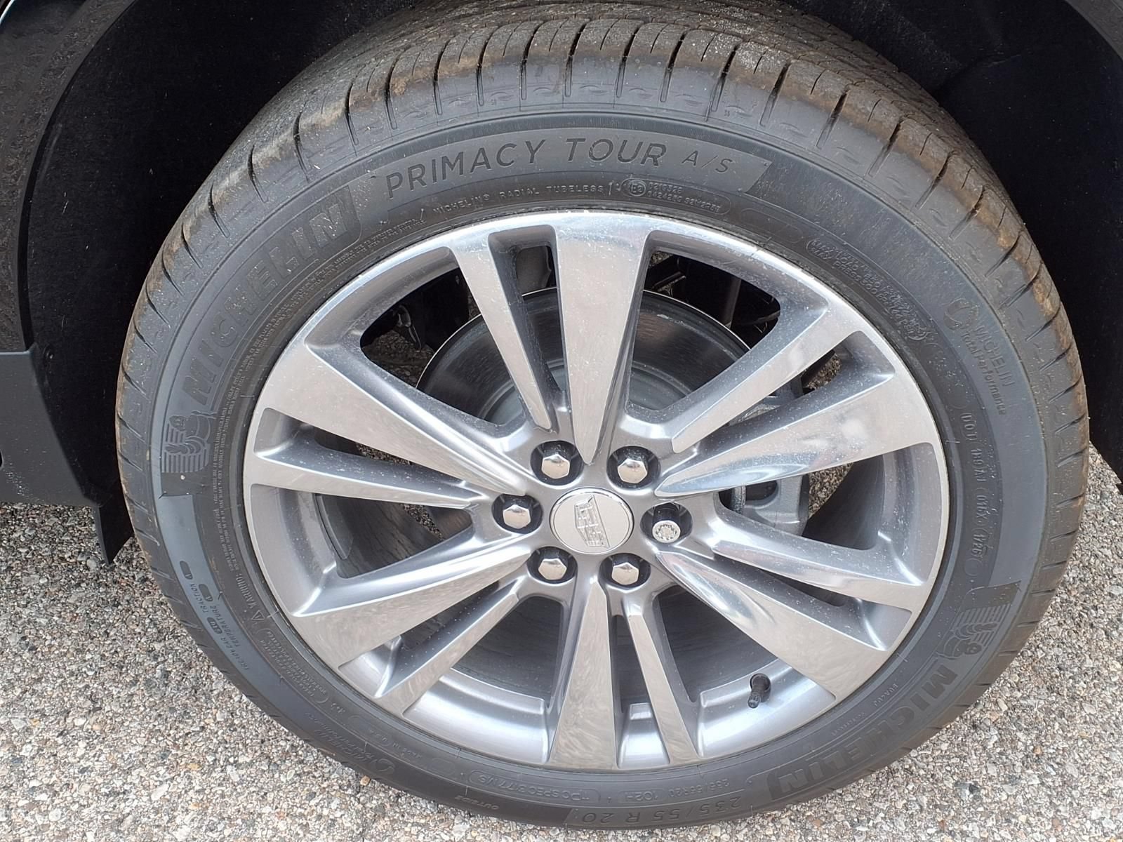 New 2026 Cadillac XT5 Premium Luxury w/ LPO, Floor Liner Package AWD/4WD image 7