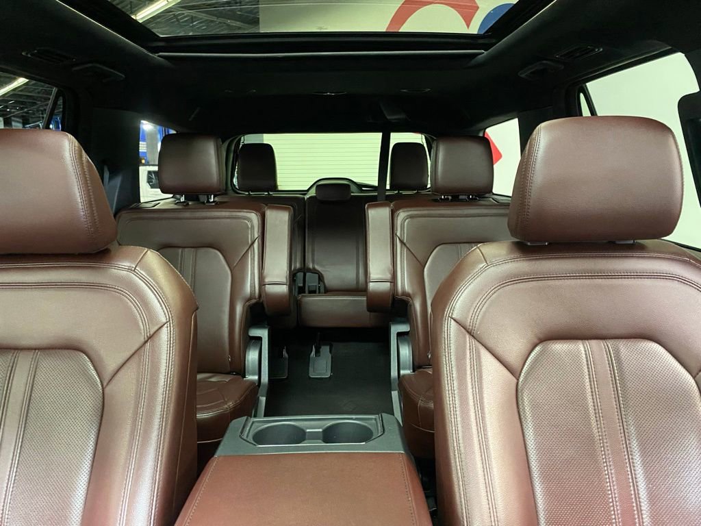 Used 2022 Ford Expedition Limited image 21