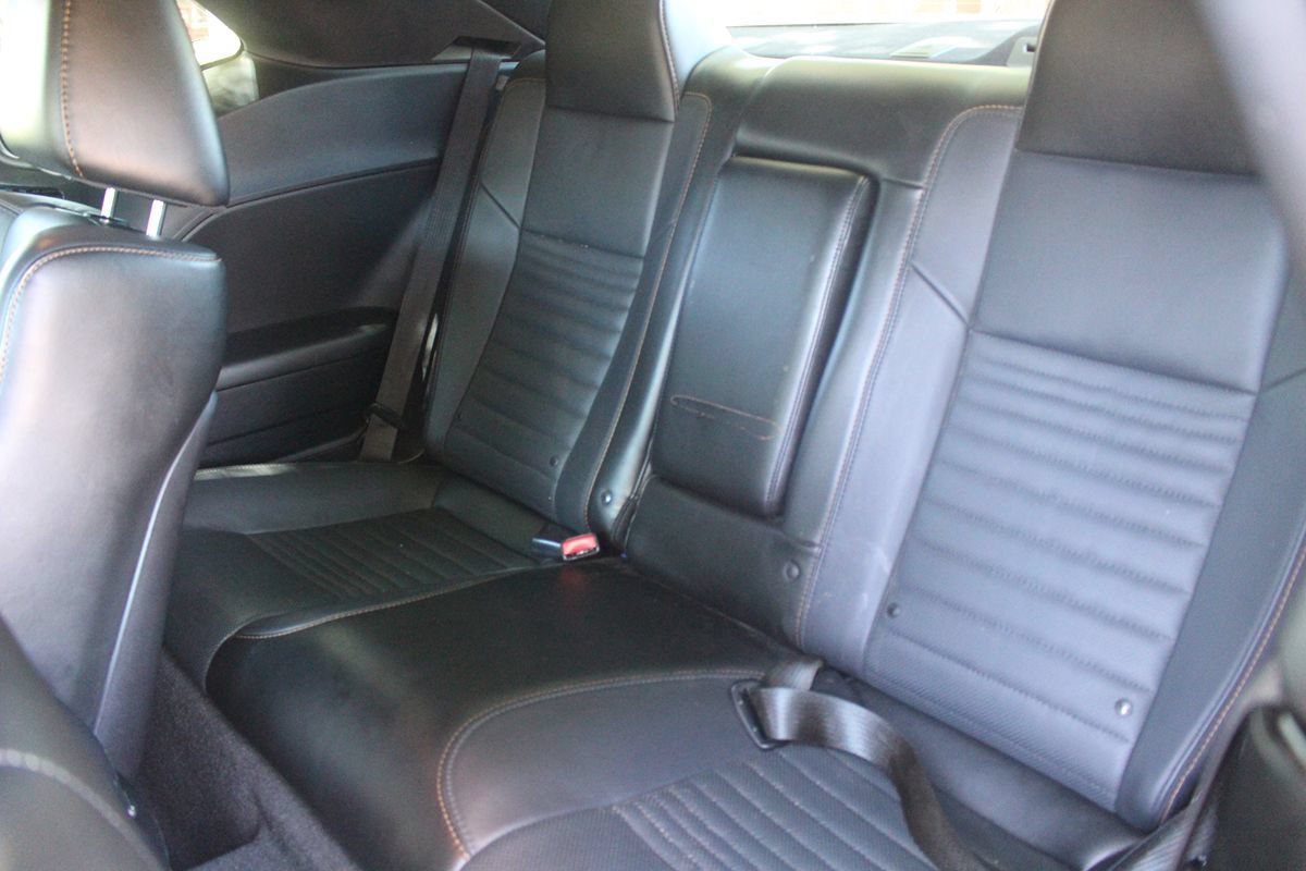 Used 2016 Dodge Challenger R/T Scat Pack RWD image 11