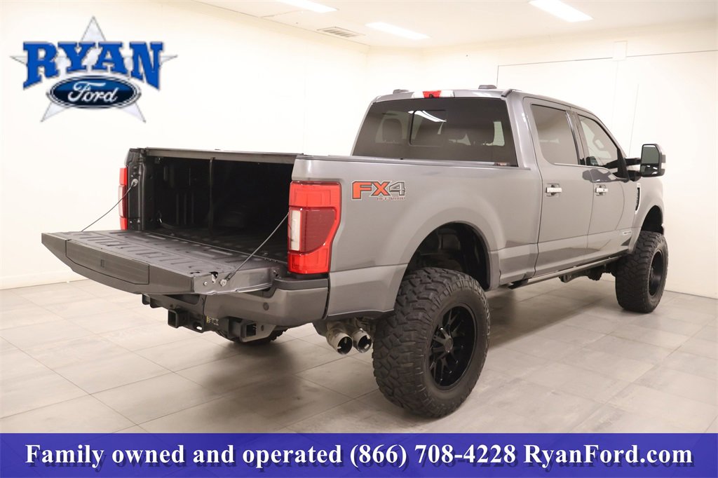 Used 2021 Ford F250 Platinum w/ FX4 Off-Road Package image 5