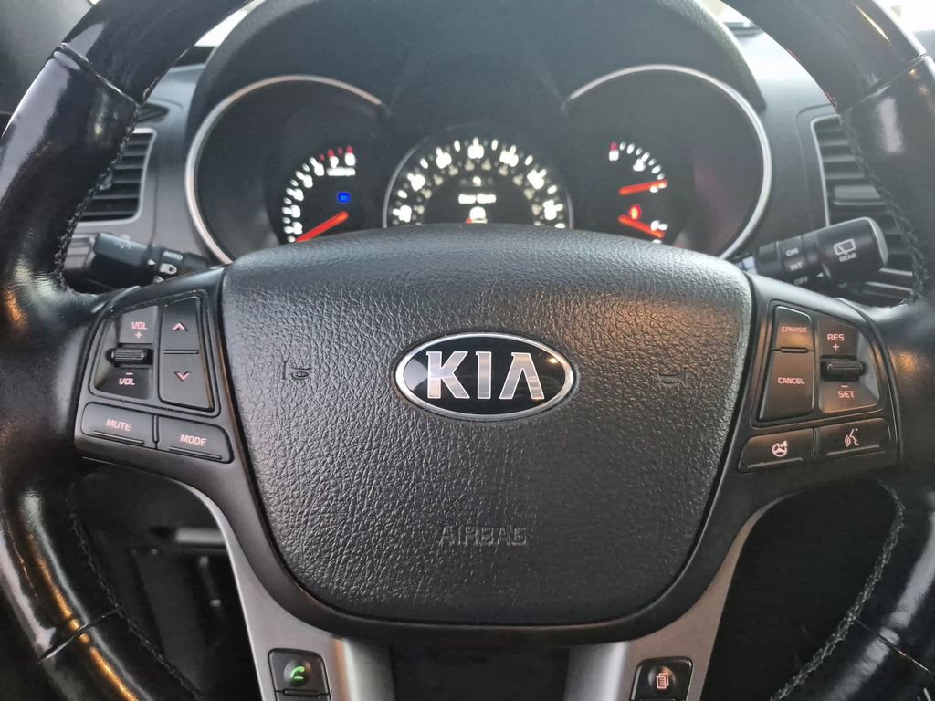 Used 2014 Kia Sorento SX w/ 3rd Row Package image 36