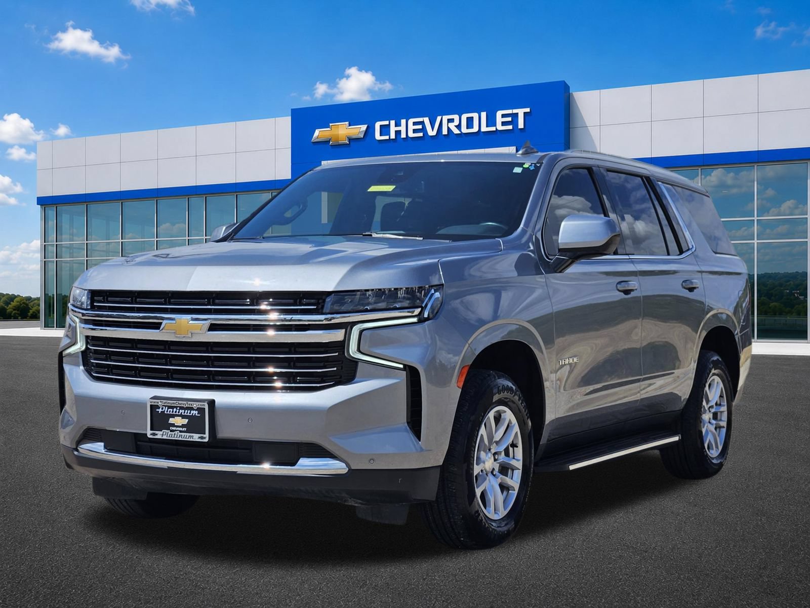 Used 2023 Chevrolet Tahoe LT AWD/4WD image 2