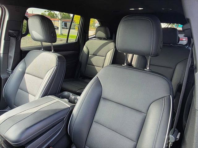 Used 2025 Buick Enclave Preferred AWD/4WD image 21