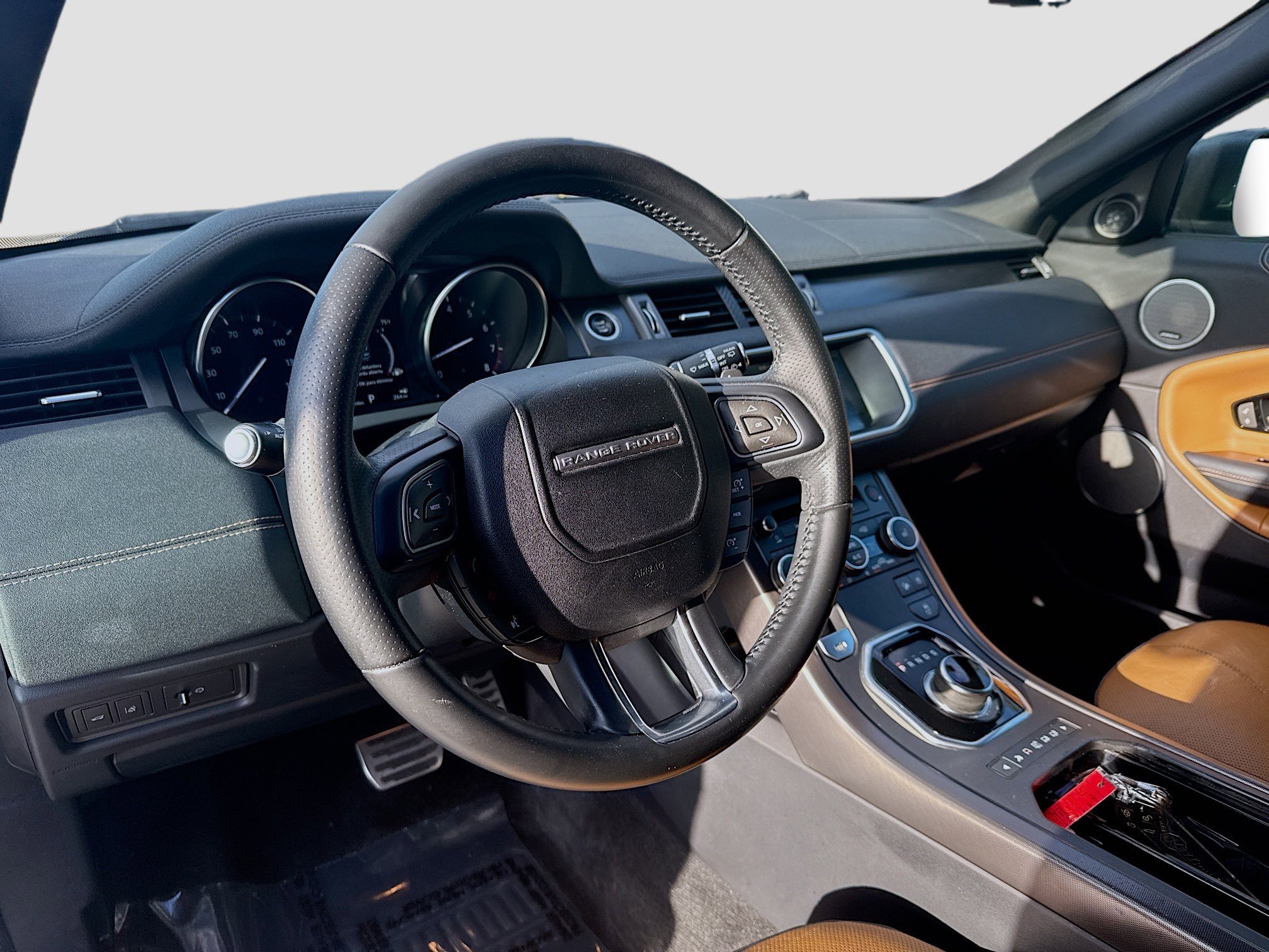Used 2018 Land Rover Range Rover Evoque HSE Dynamic image 7