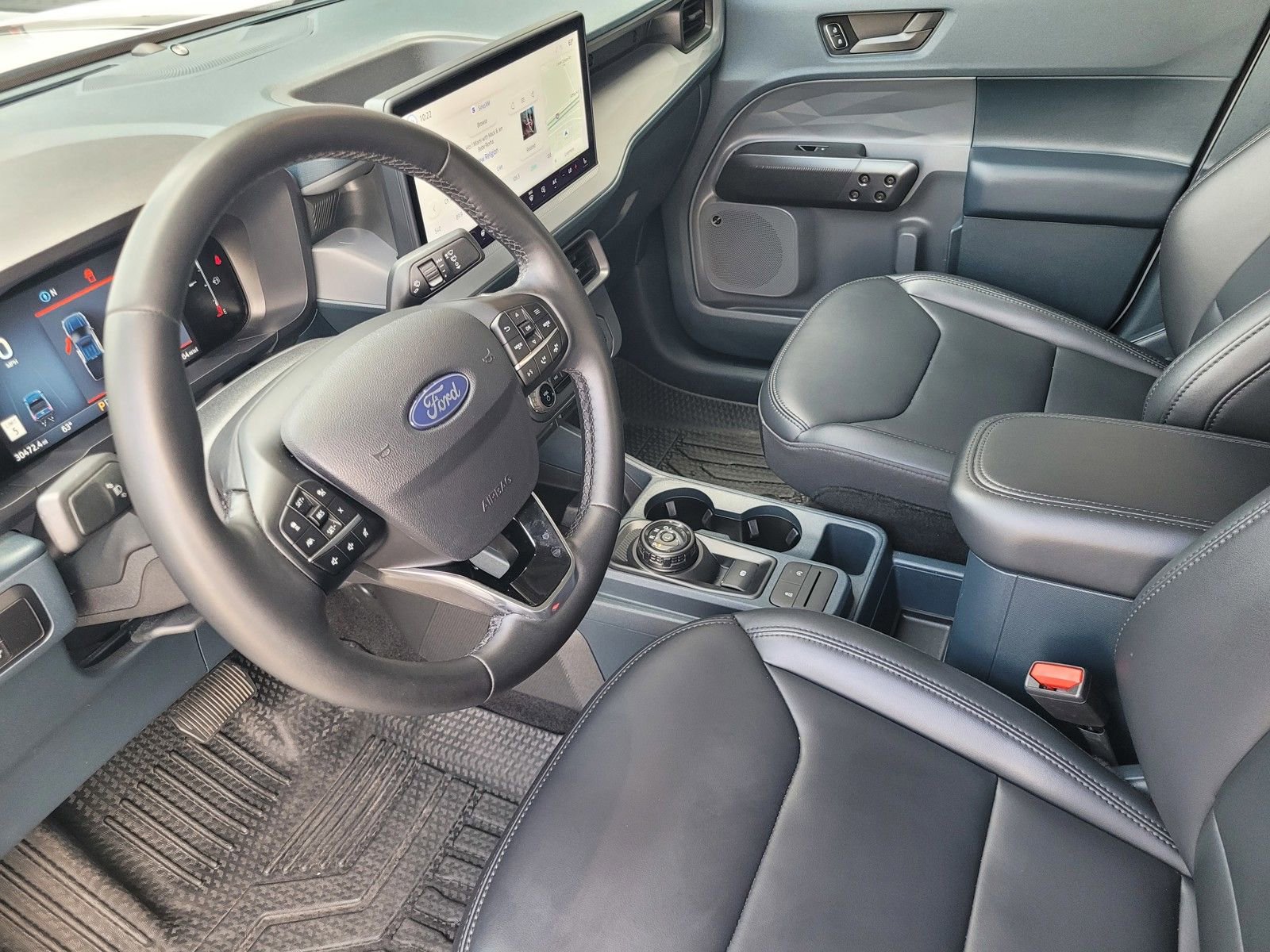 Certified 2025 Ford Maverick Lariat w/ Black Appearance Package AWD/4WD image 19