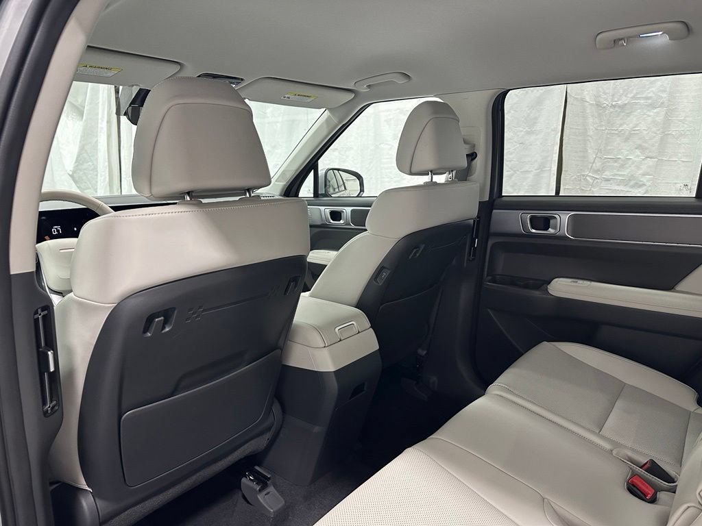 Used 2026 Hyundai Santa Fe SEL AWD/4WD image 48