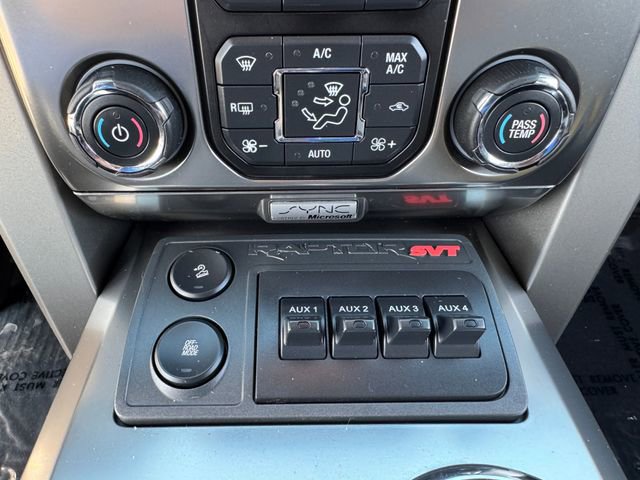 Used 2013 Ford F150 Raptor w/ Luxury Equipment Group image 29