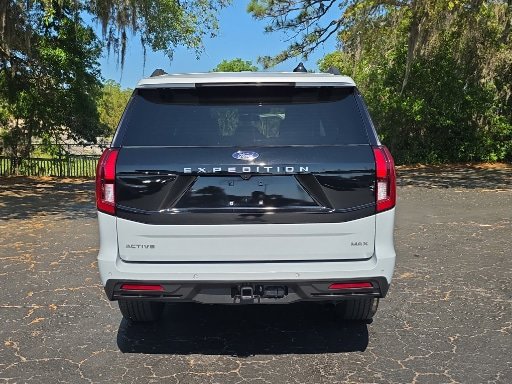 Used 2025 Ford Expedition Max Active RWD image 8