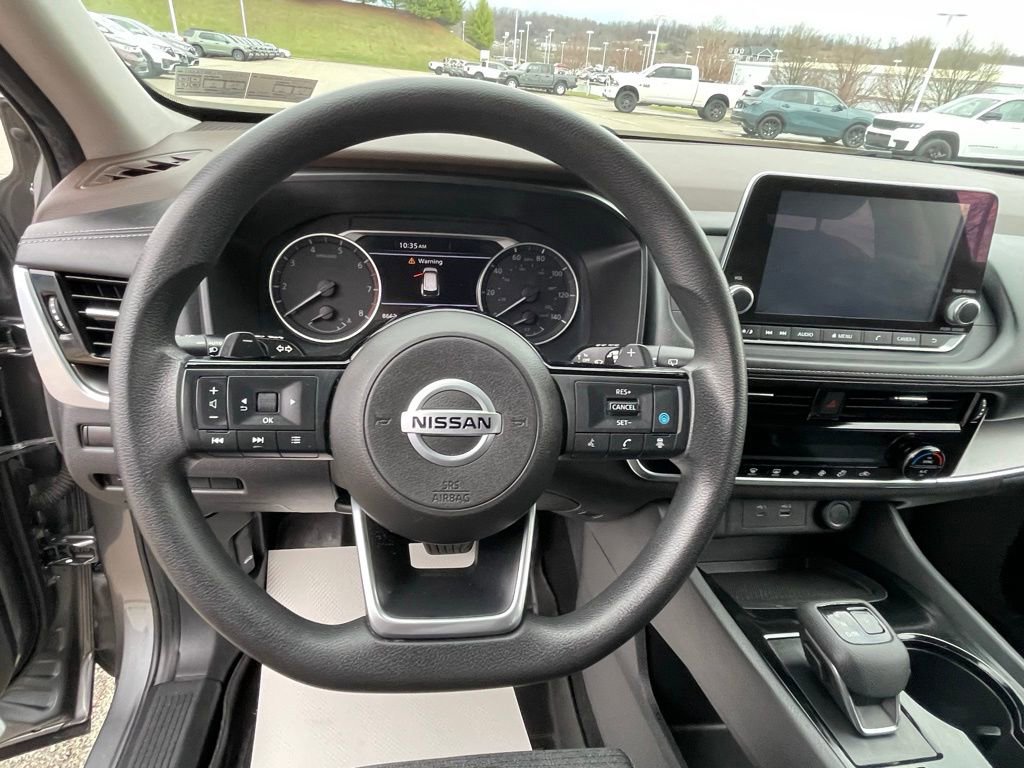 Used 2021 Nissan Rogue SV image 29