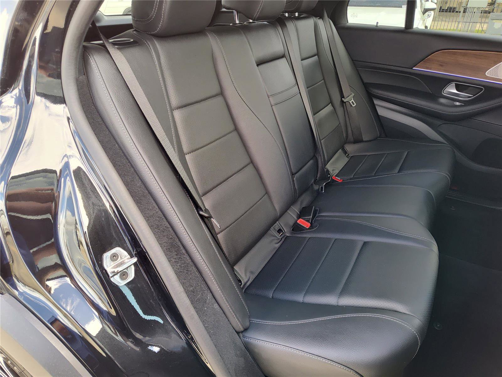 Used 2025 Mercedes-Benz GLE 350 4MATIC image 25