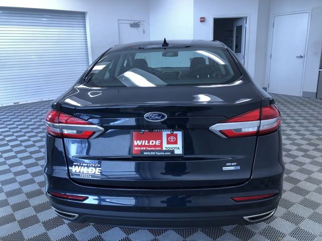 Used 2020 Ford Fusion SE image 13