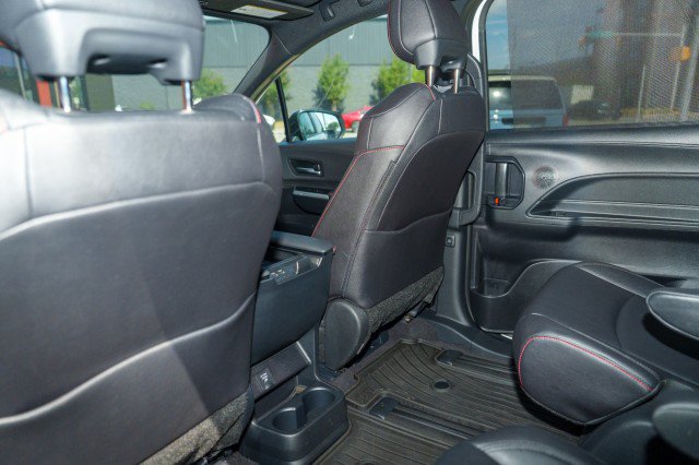 Used 2025 Toyota Sienna XSE w/ XSE Plus Package AWD/4WD image 26