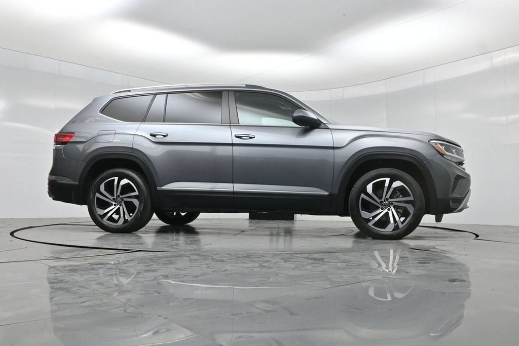 Used 2023 Volkswagen Atlas SEL AWD/4WD image 53