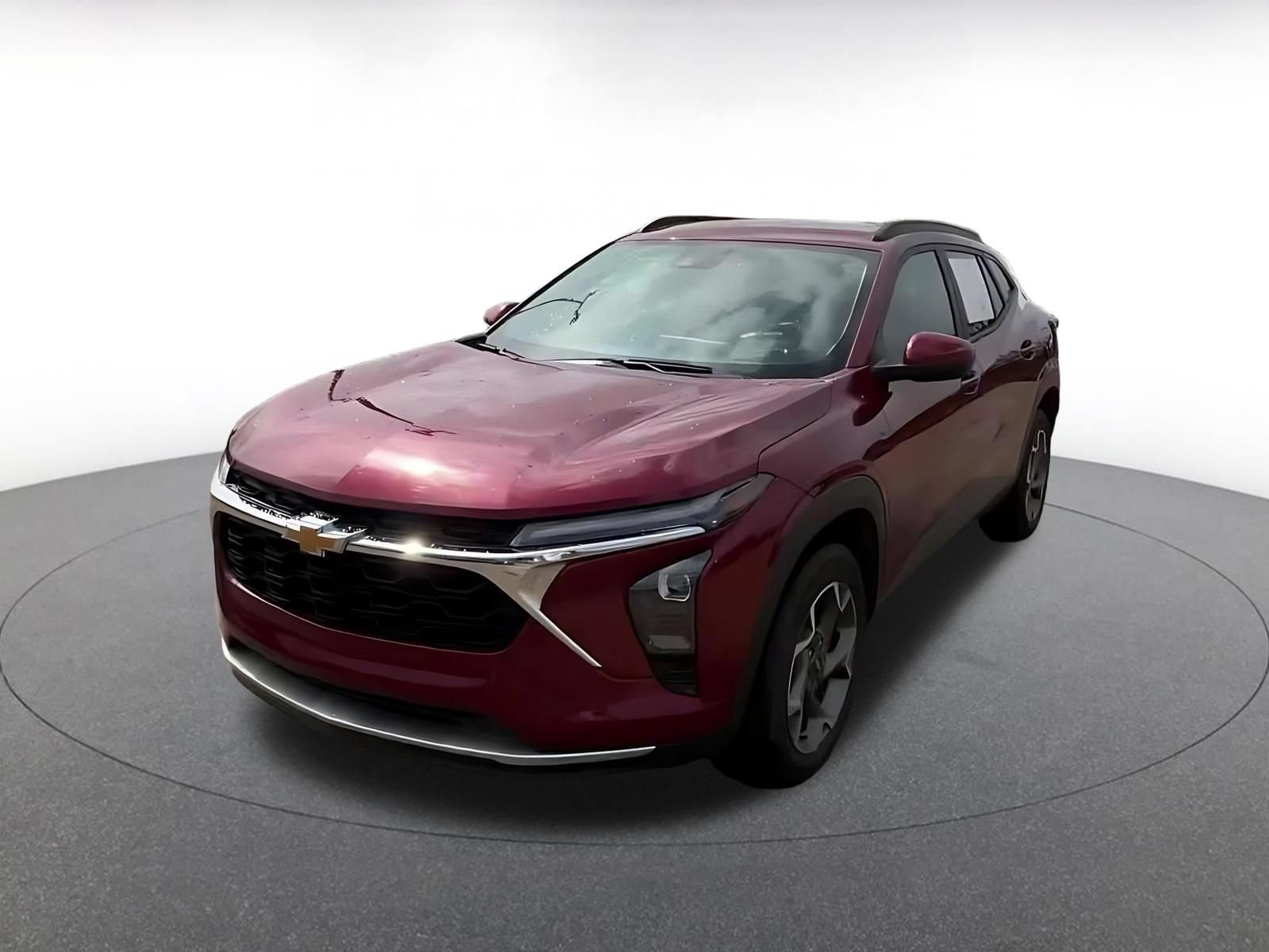 Used 2025 Chevrolet Trax LT FWD image 7