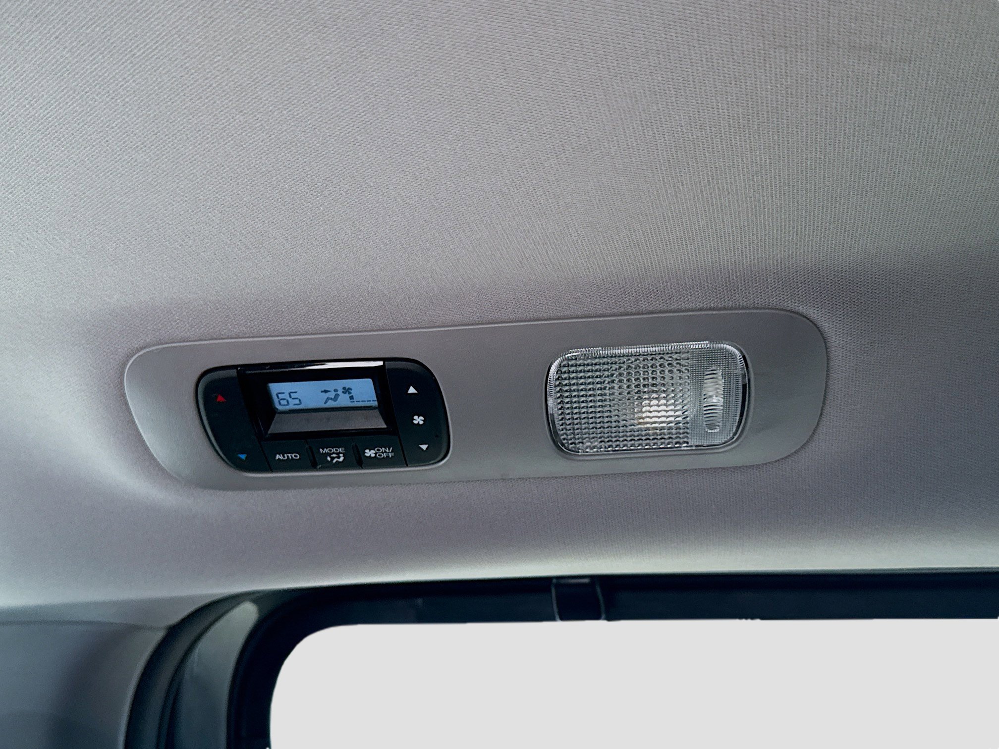 Certified 2024 Honda Odyssey Touring image 23