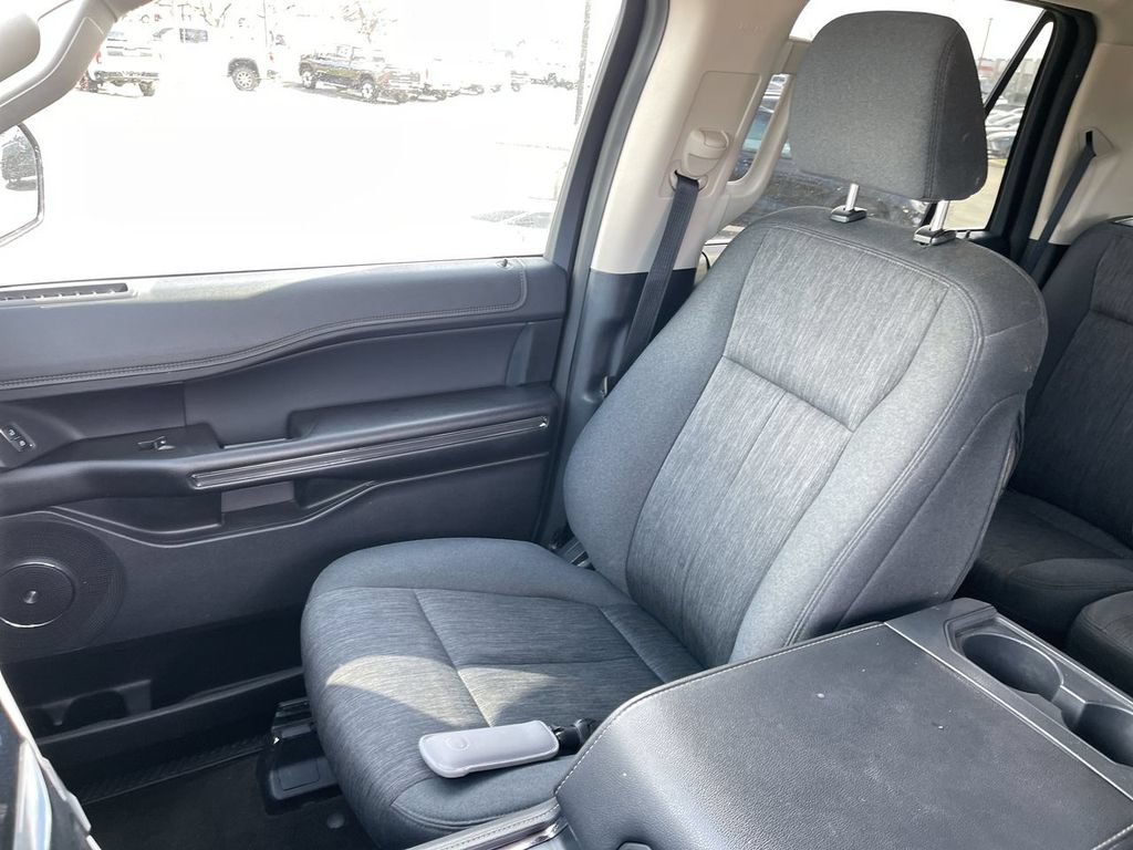 Used 2022 Ford Expedition XLT RWD image 25