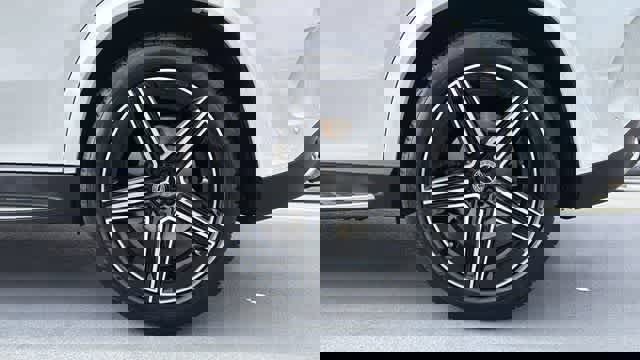 Used 2026 Mercedes-Benz GLE 450 4MATIC image 12