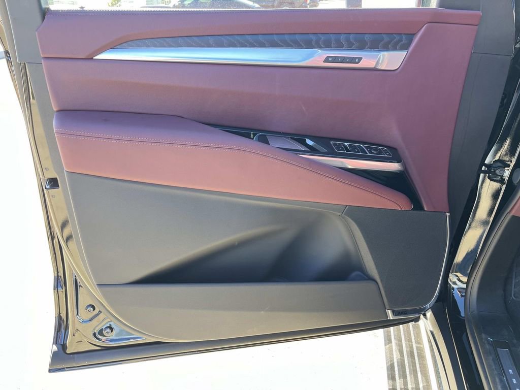 New 2026 Cadillac Escalade Luxury w/ Touring Package image 22