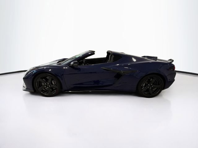 Used 2025 Chevrolet Corvette Z06 RWD image 4
