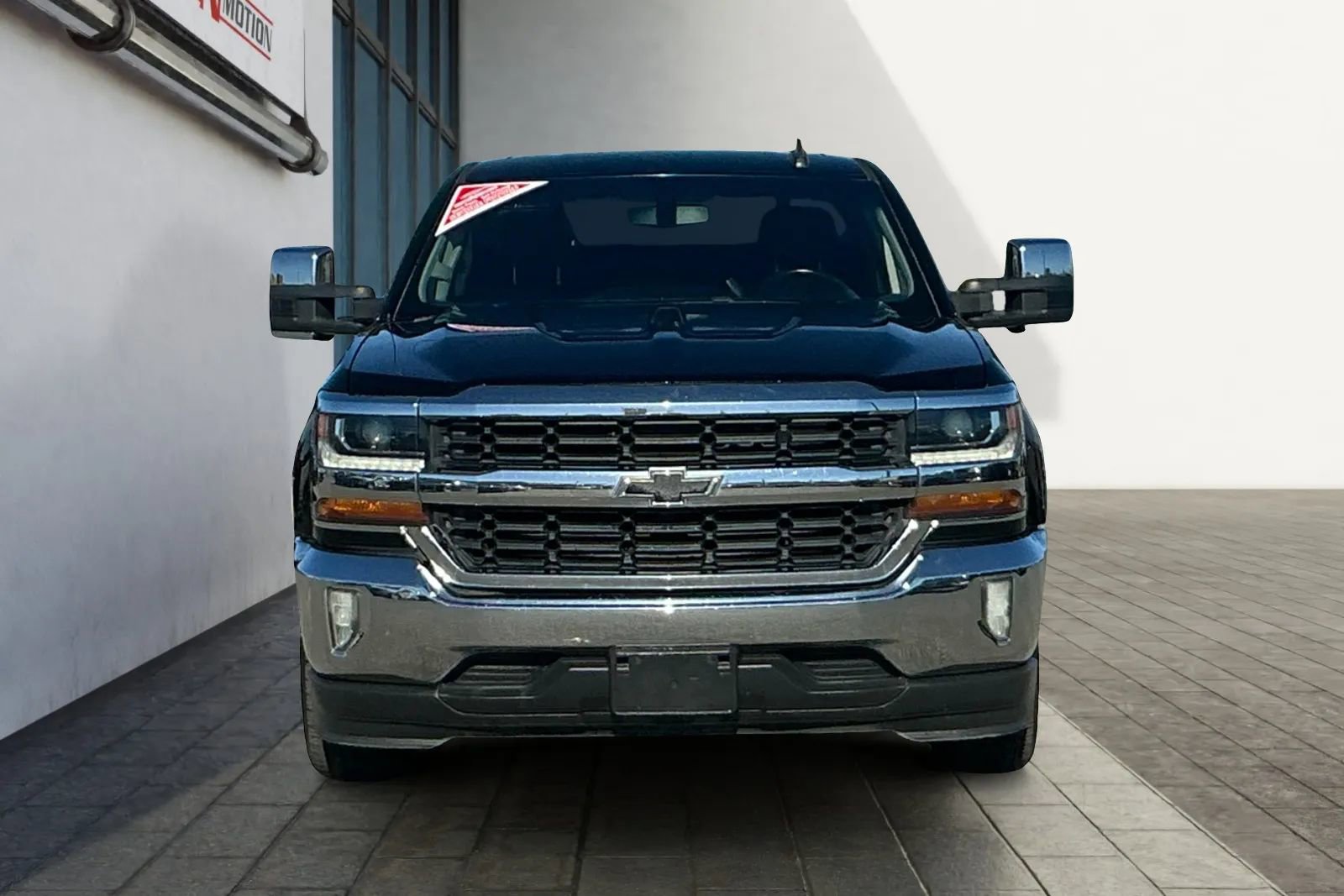 Used 2018 Chevrolet Silverado 1500 LT w/ All Star Edition image 8