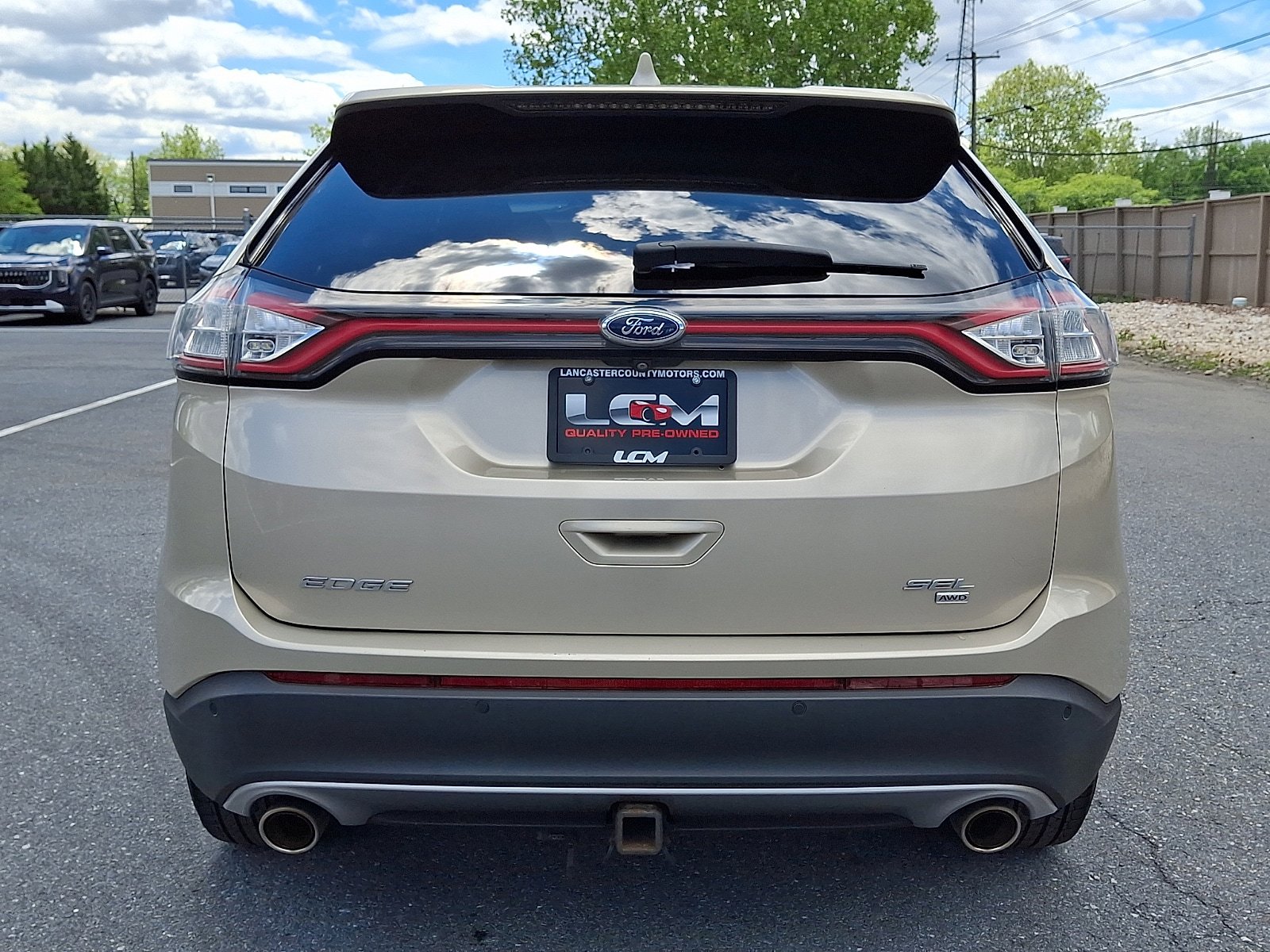 Used 2017 Ford Edge SEL w/ Class II Trailer Tow Package AWD/4WD image 6