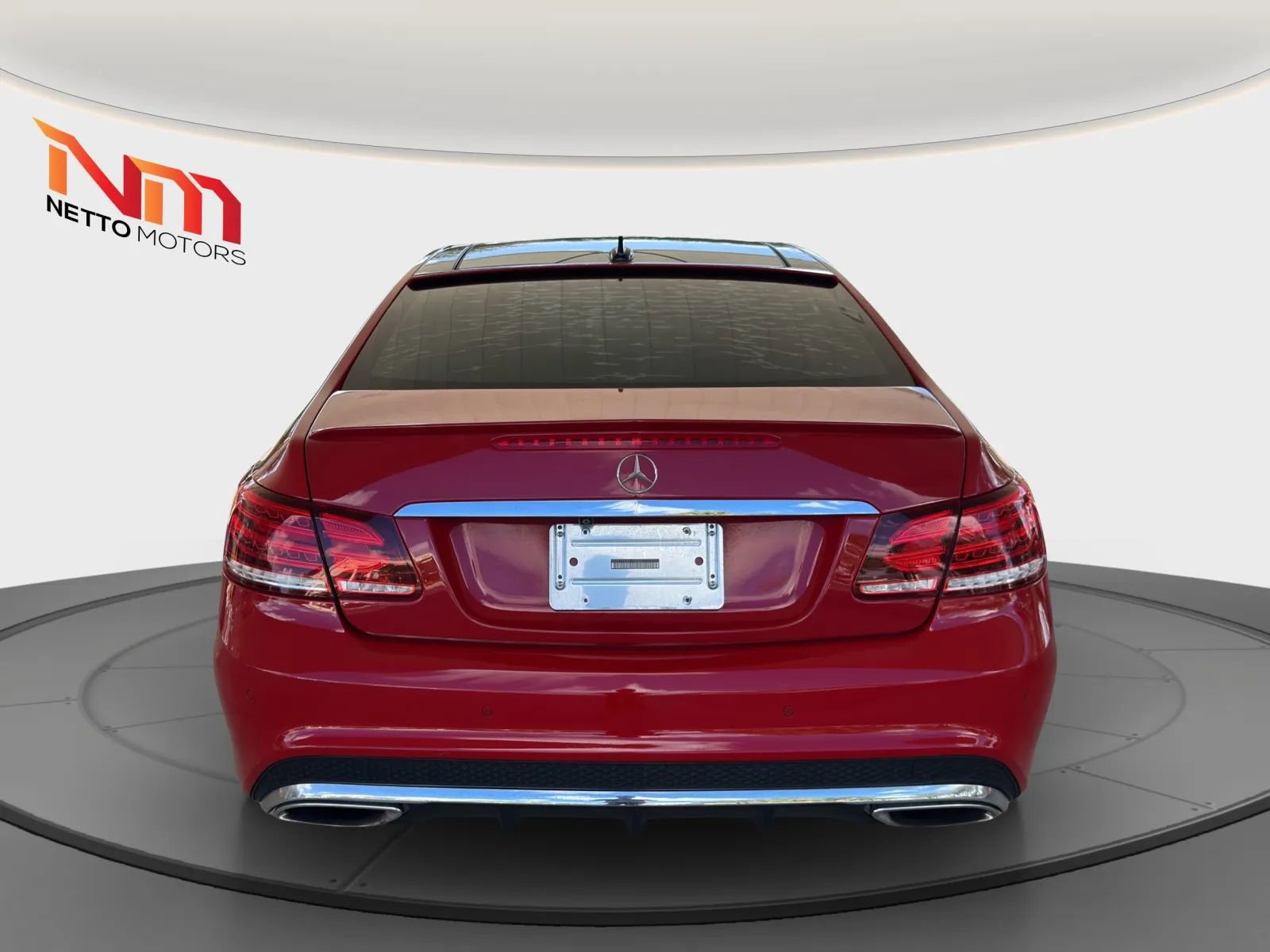 Used 2015 Mercedes-Benz E 550 Coupe w/ Premium 1 Package image 4