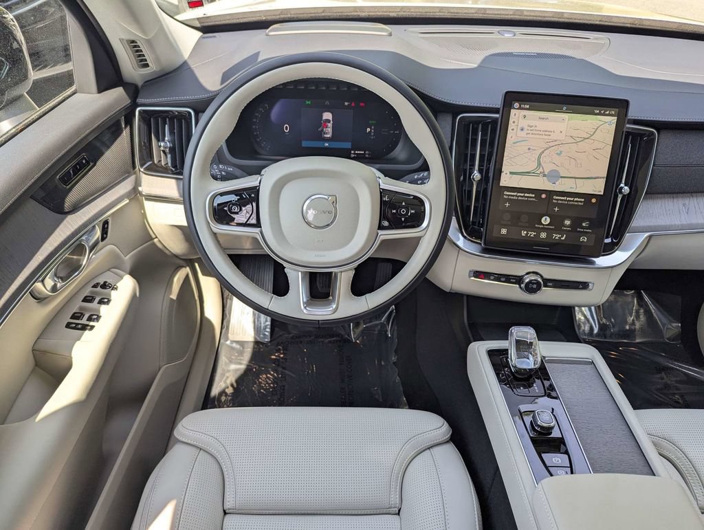 New 2026 Volvo XC90 T8 Ultra w/ Protection Package AWD/4WD image 16