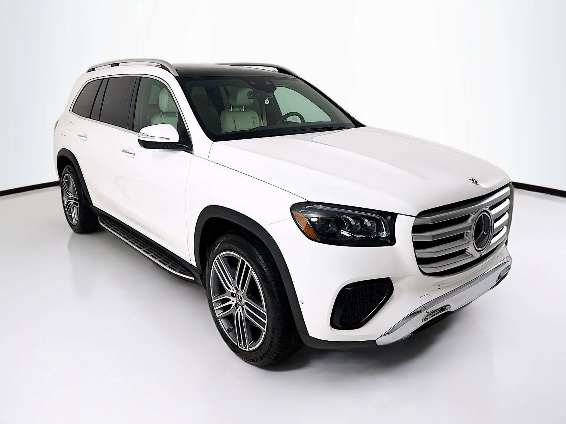 Certified 2025 Mercedes-Benz GLS 450 4MATIC image 1