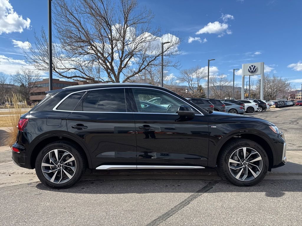 Used 2023 Audi Q5 2.0T Premium w/ Convenience Package image 6