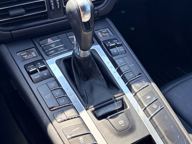 Used 2020 Porsche Macan S AWD/4WD image 10