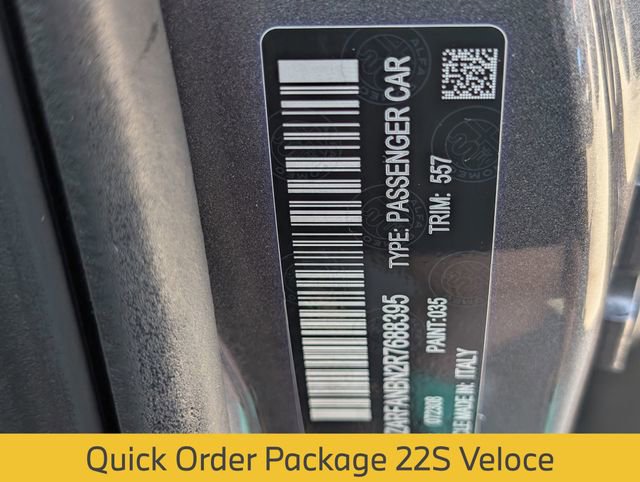 Used 2024 Alfa Romeo Giulia Veloce AWD/4WD image 29