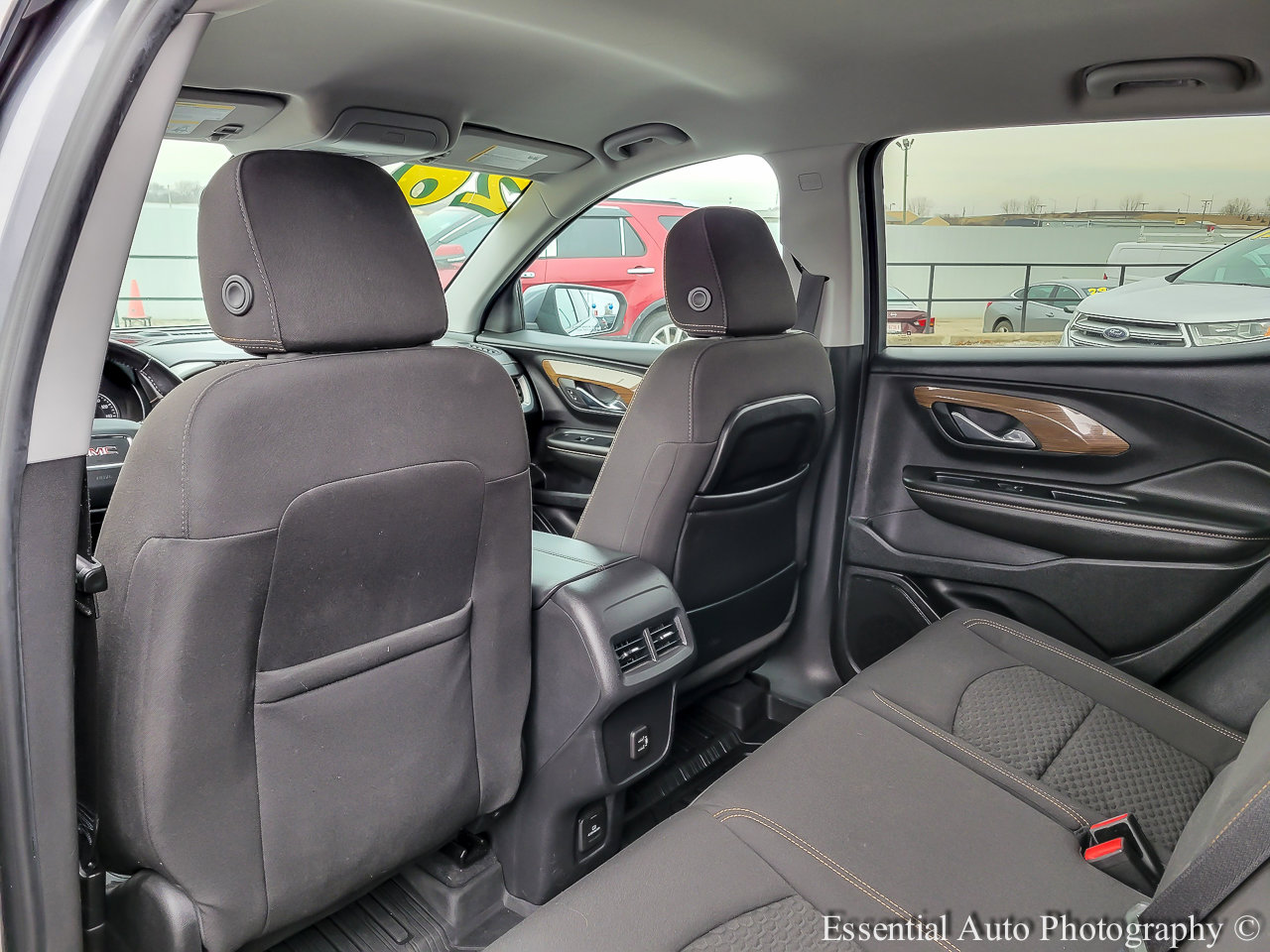 Used 2020 GMC Terrain SLE w/ Driver Convenience Package image 11