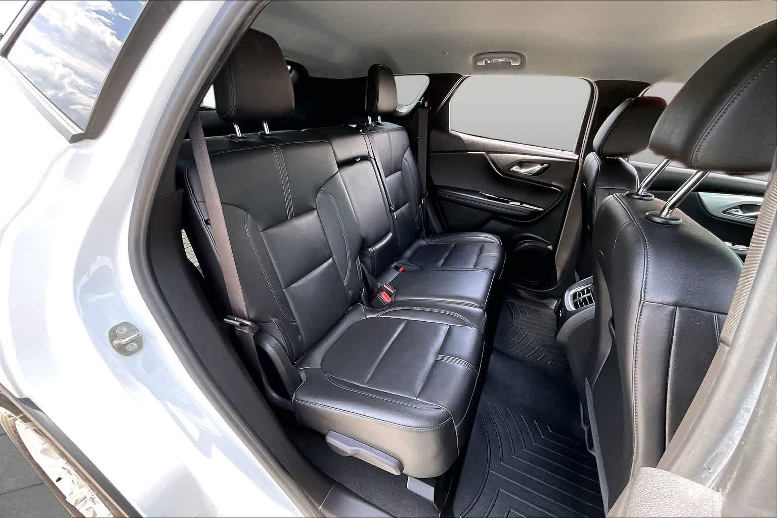 Used 2021 Chevrolet Blazer LT FWD image 20