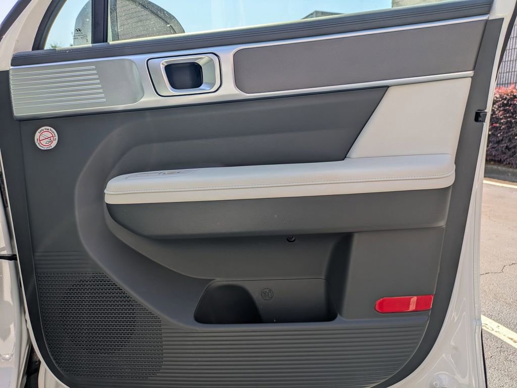 Used 2025 Hyundai Santa Fe SEL AWD/4WD image 32