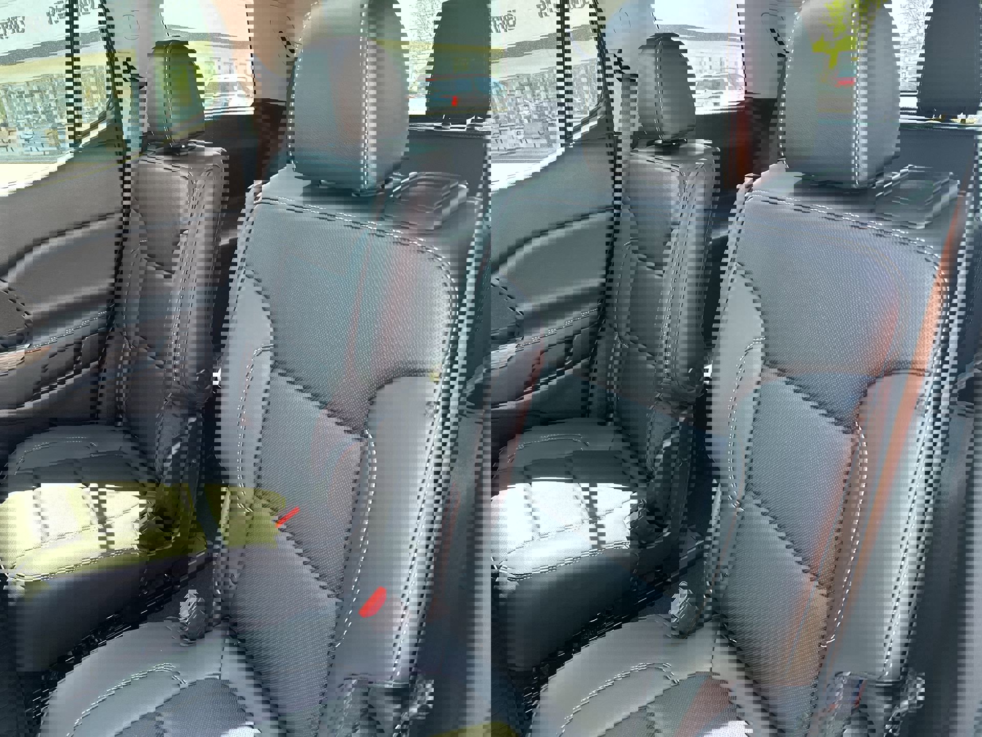 Certified 2023 GMC Acadia SLT w/ Elevation Edition AWD/4WD image 22