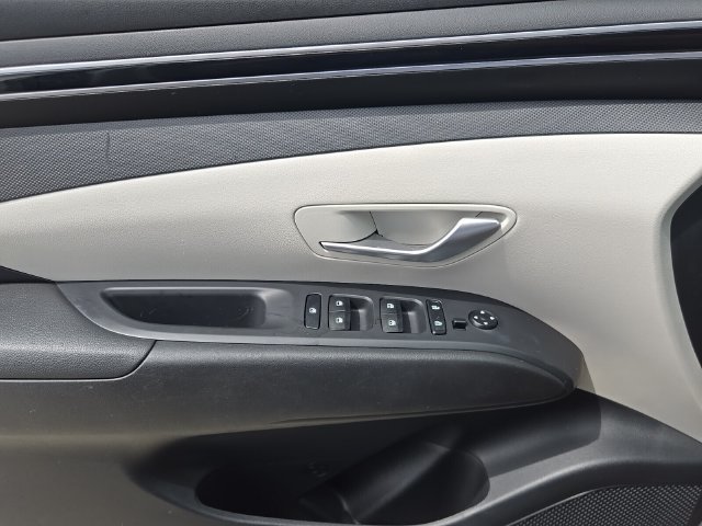 Used 2024 Hyundai Tucson SEL FWD image 23