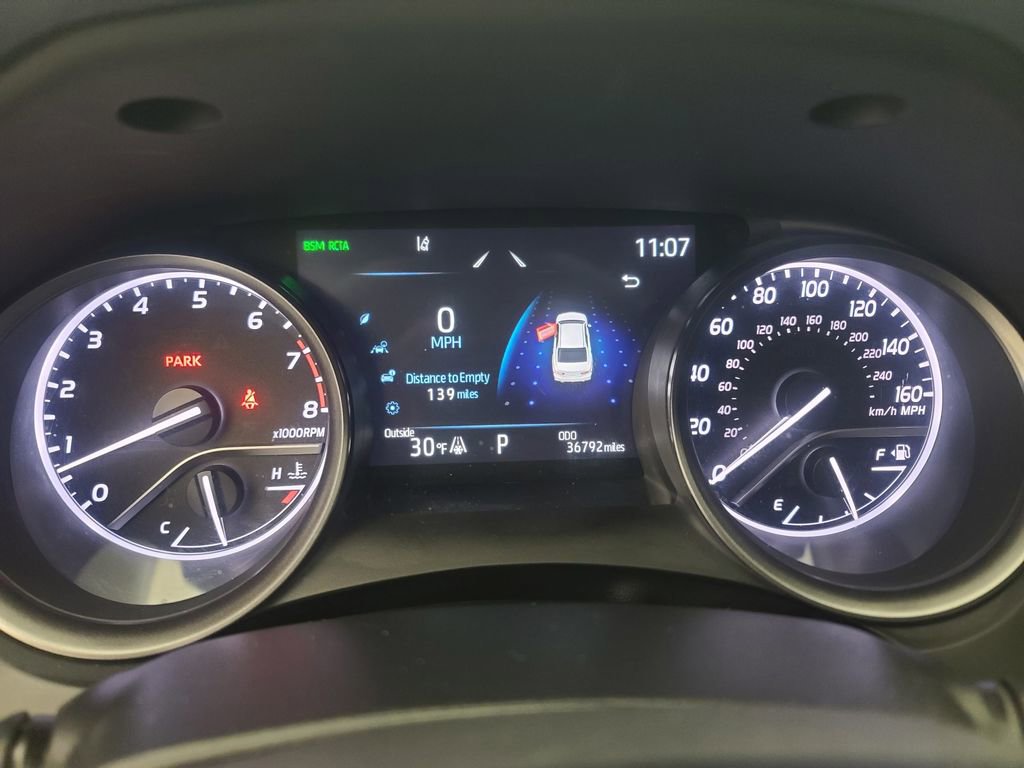 Used 2022 Toyota Camry SE w/ Cold Weather Package image 28
