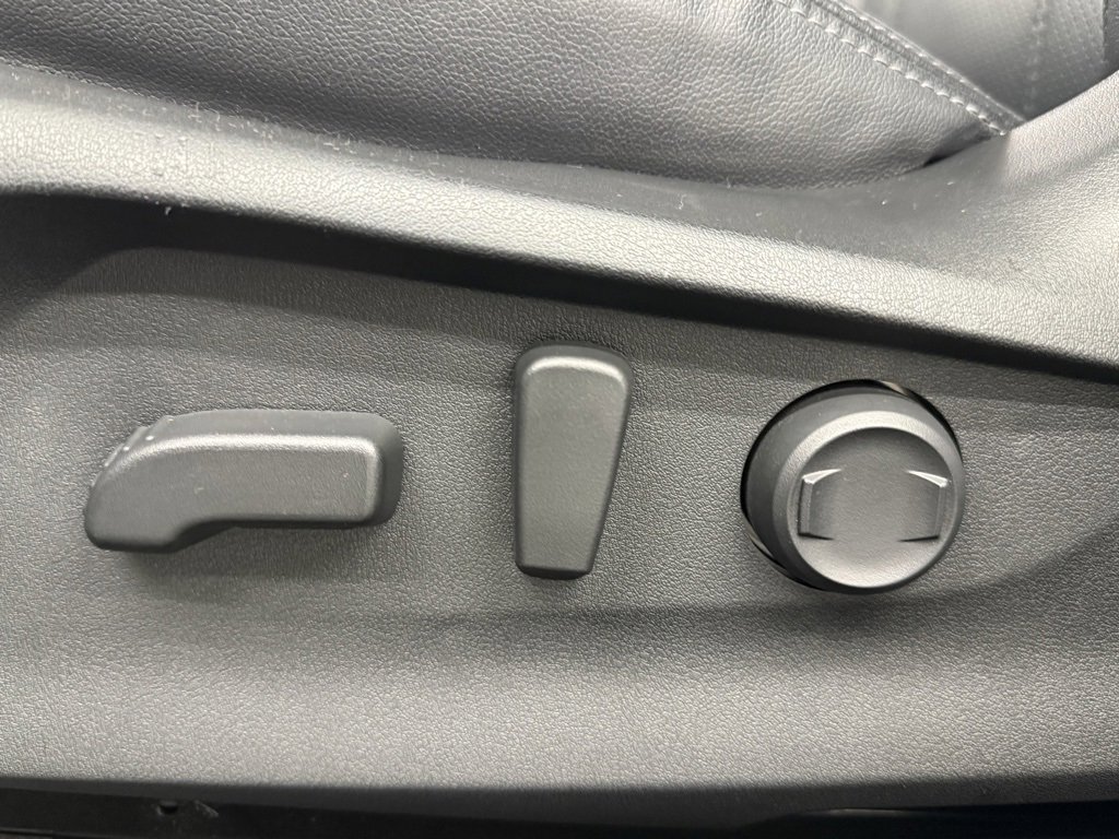 Used 2024 Subaru Forester Limited image 18